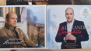 Verschiedene CDs von Jay Alexander
